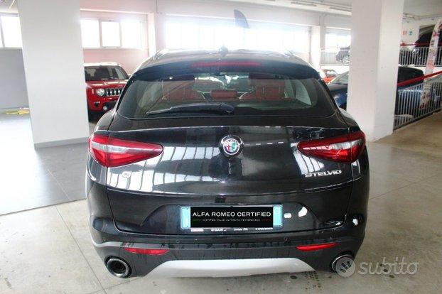 ALFA ROMEO Stelvio 2.0 Turbo 280 CV AT8 Q4 Execu