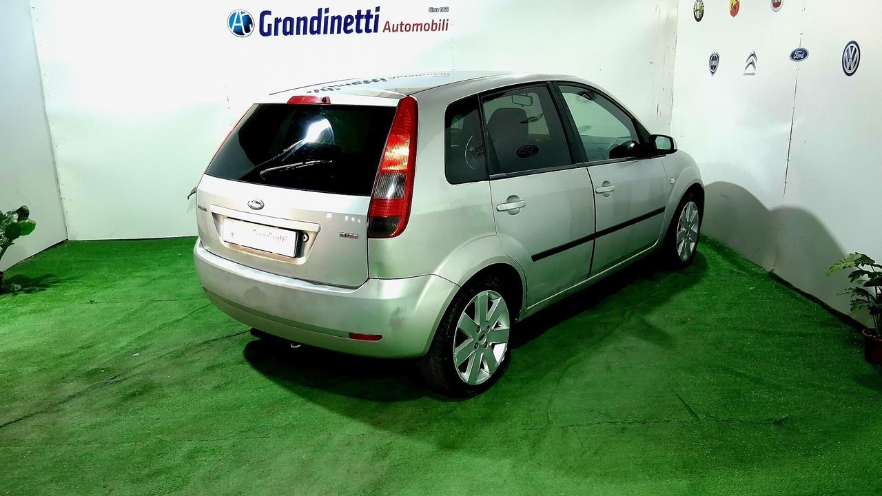 Ford Fiesta Ghia 1.4 TDCi 68cv anno 2005