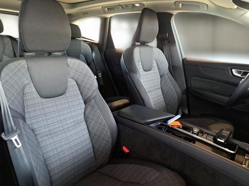 VOLVO XC60 T6 PLUG-IN AWD AUTO CORE SUV
