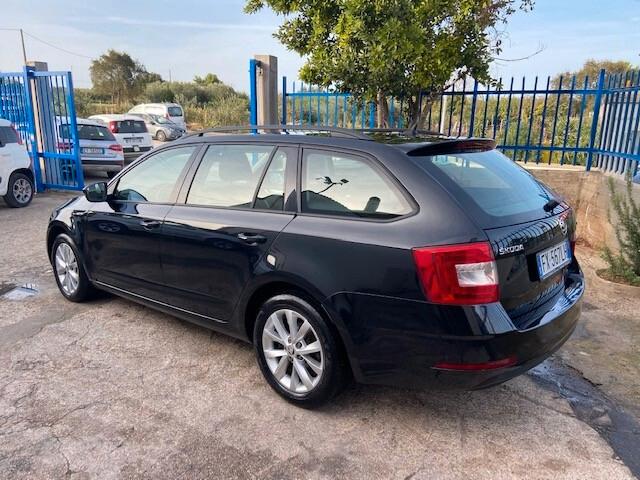 Skoda Octavia 1.6 TDI SCR 115 CV Wagon 4X4