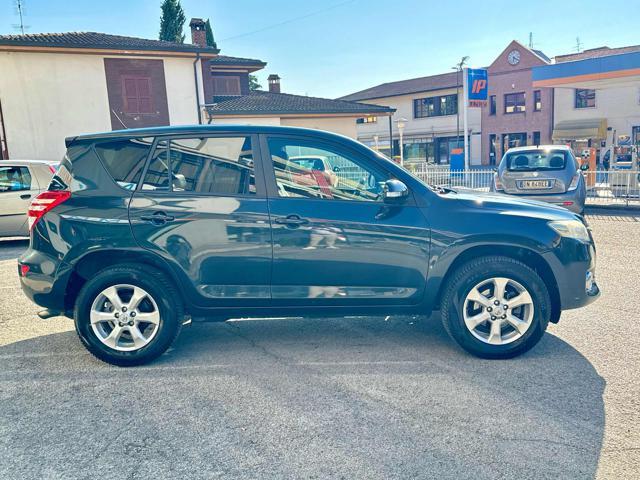 TOYOTA RAV 4 MY23 RAV4 Crossover 2.2 D-4D 150 CV DPF Exclusive