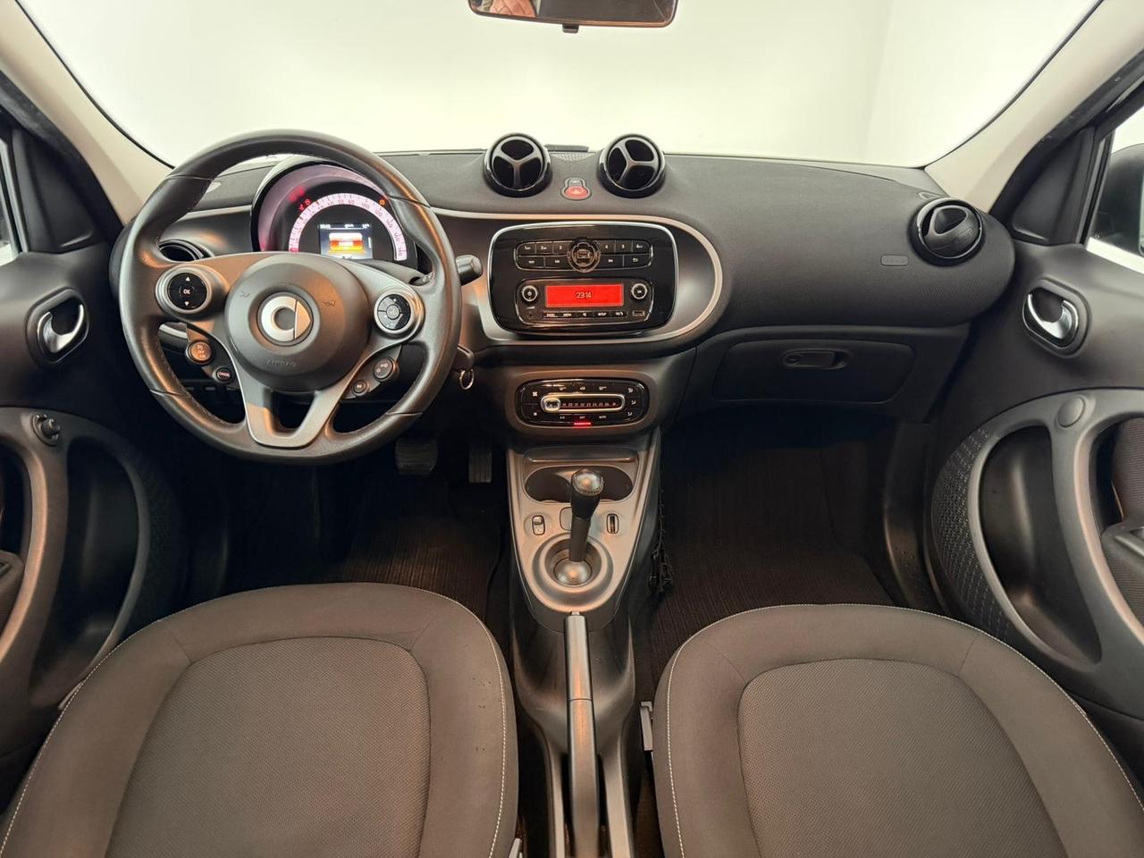 SMART FORFOUR PASSION AUTOMATICA TETTO PANORAMICO