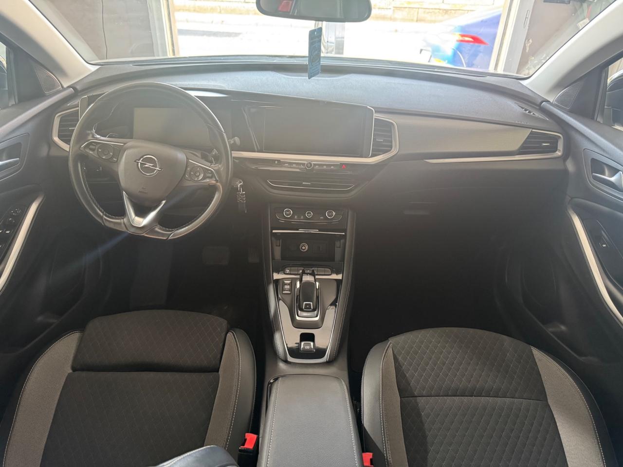 Opel Grandland 1.5 diesel Ecotec aut. Business Elegance