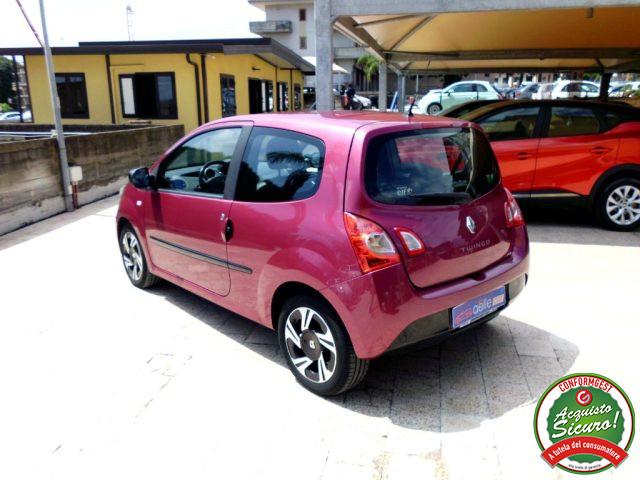 RENAULT Twingo 1.2 16V Live