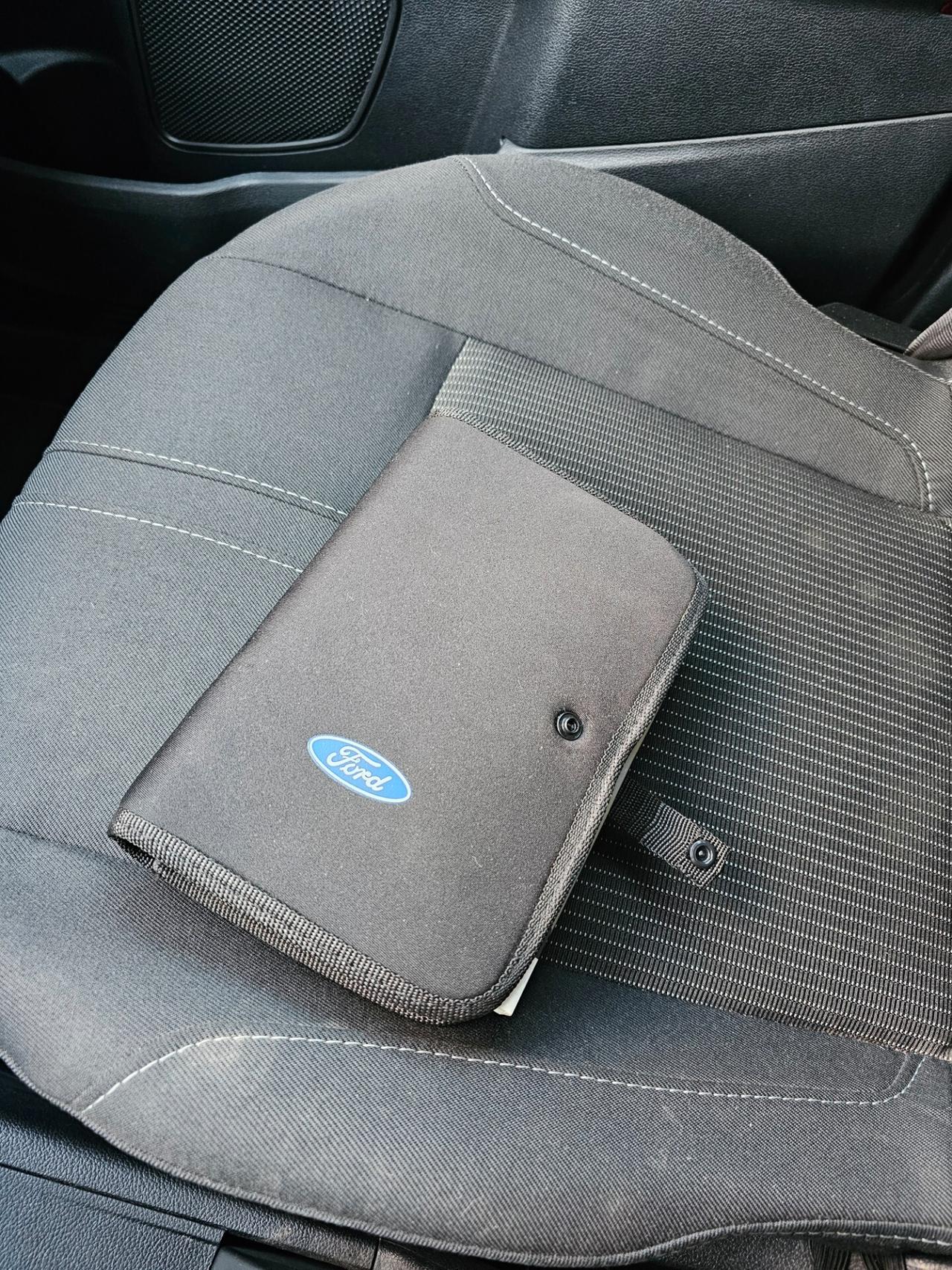 Ford B-Max 1.4 90 CV GPL Titanium