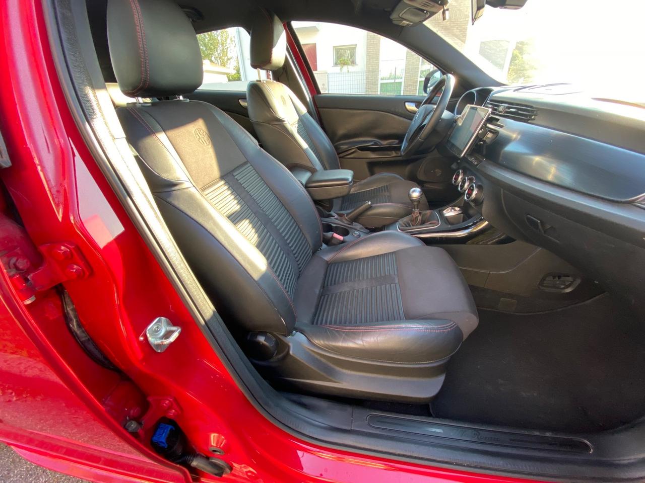 Alfa Romeo Giulietta 1750 TBi Quadrifoglio Verde