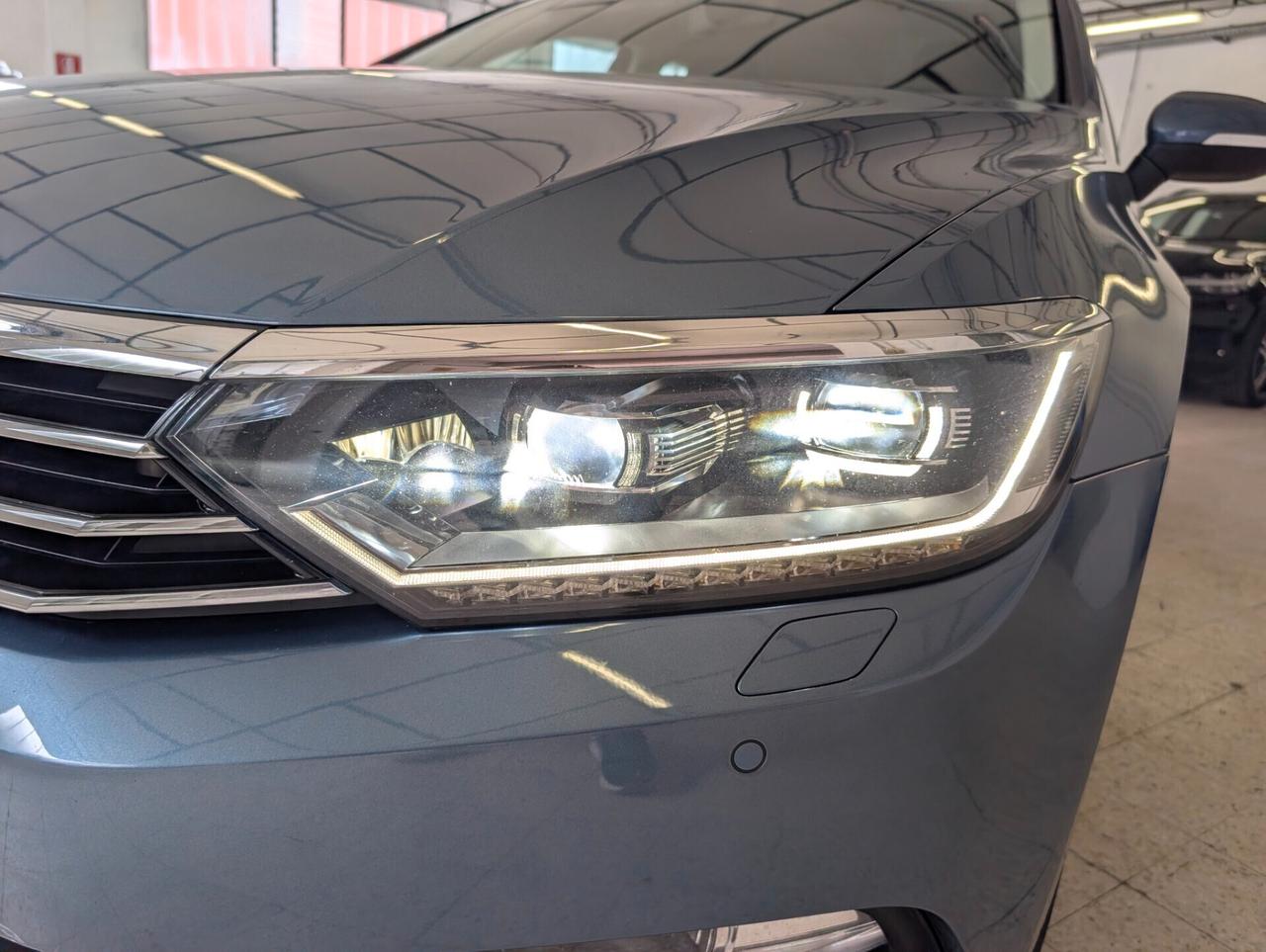 Volkswagen Passat Variant 2.0 TDI DSG Highline BlueMotion Technology IN ARRIVO