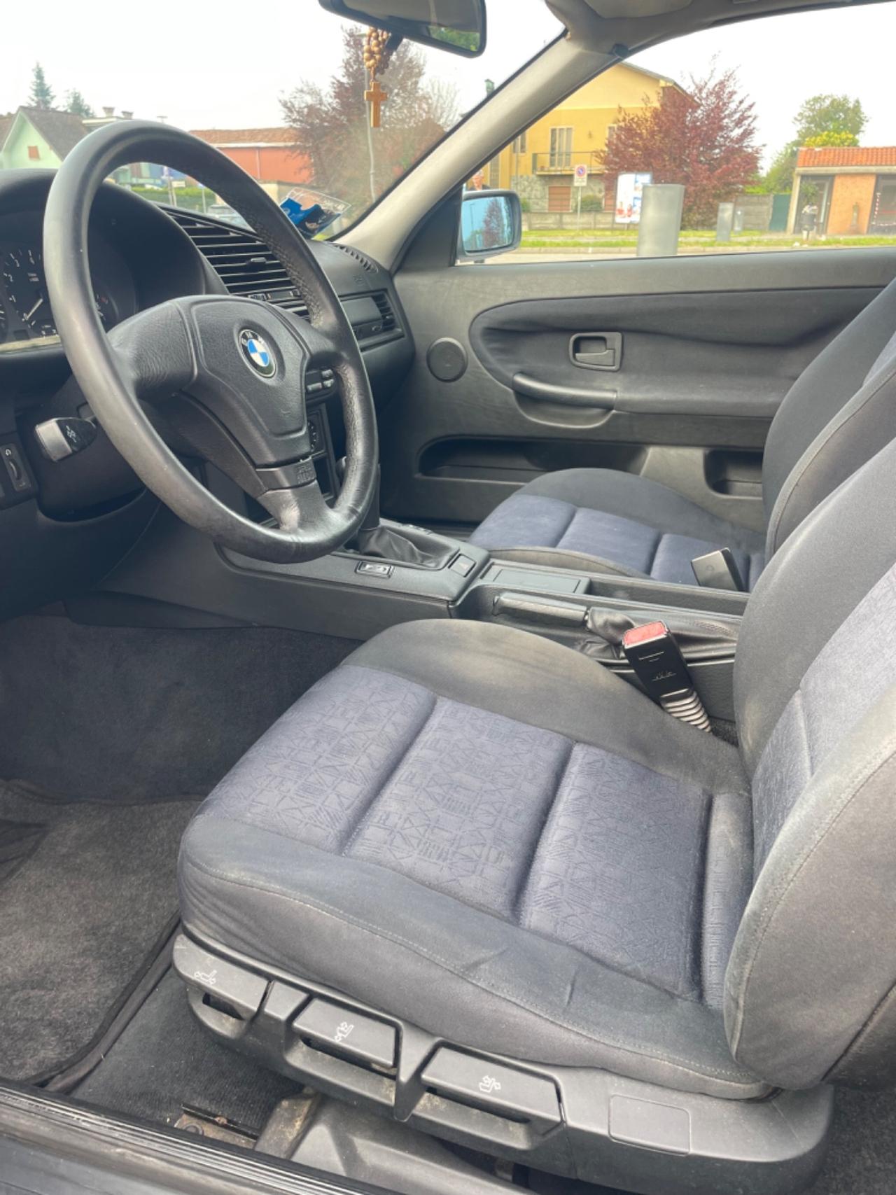 Bmw 318 318is 1.9 16V cat Coupé