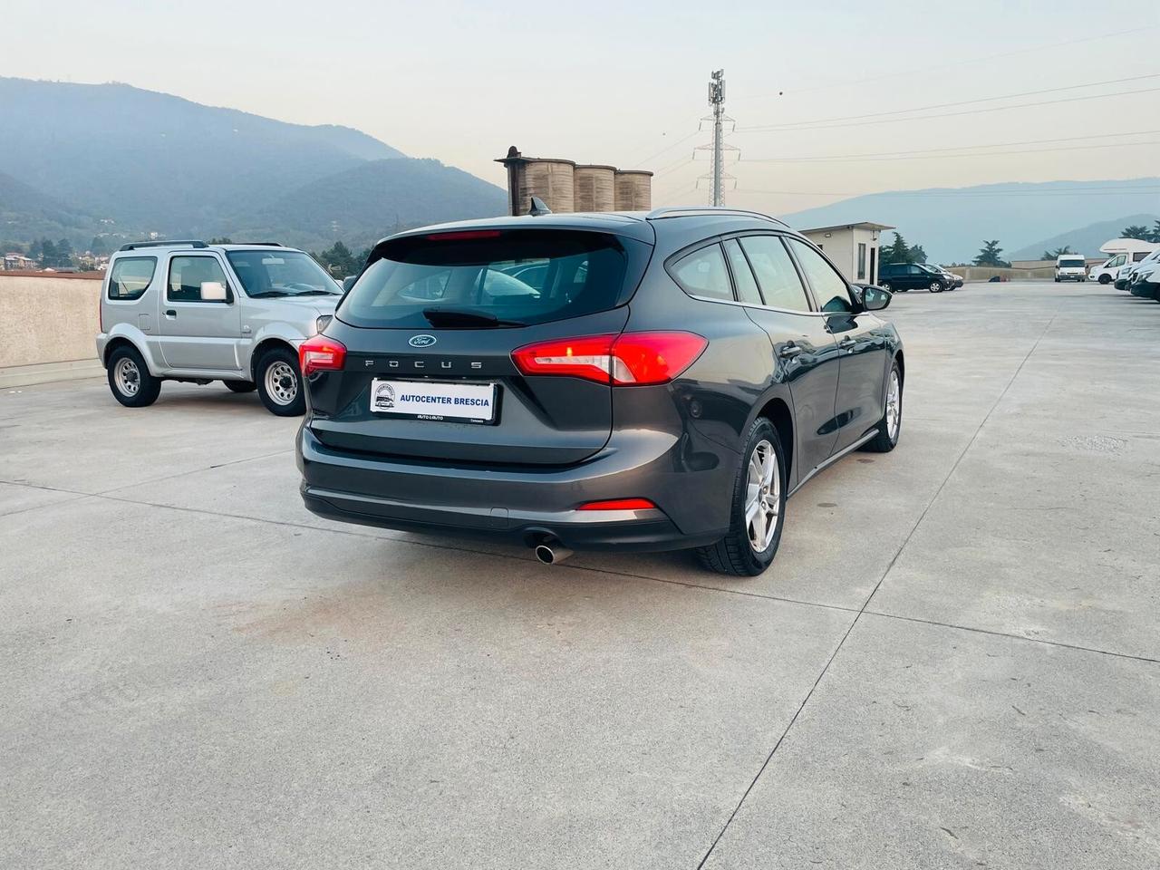 FORD FOCUS SW 95CV ADATTA NEOPATENTATI UNICO PROPRIETARIO