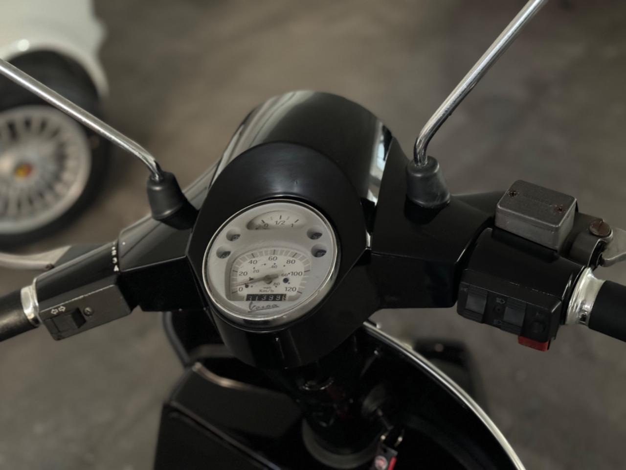 Piaggio Vespa PX150 2005 Restaurata