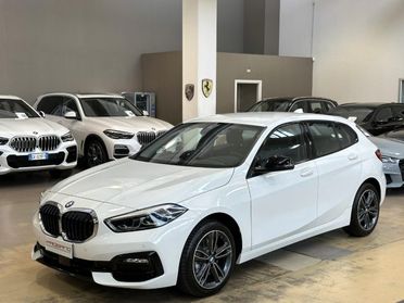 BMW 116 d Sport Automatica - LED - Carplay - 17"