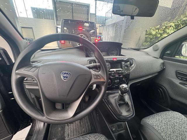 LANCIA Ypsilon 1.0 FireFly 5 porte S&S Hybrid Silver