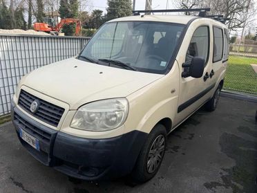 FIAT Doblo 5posti Doblò 1.6 16V Natural Power Active