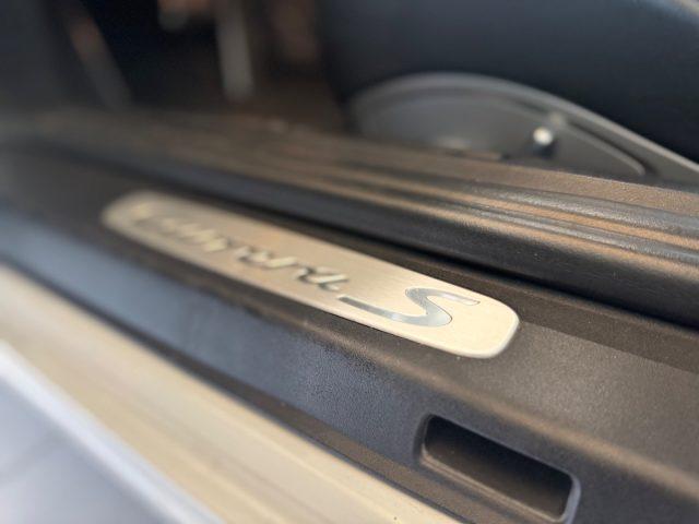 PORSCHE 911 3.8 Carrera S Coupé //SERVICE BOOK//