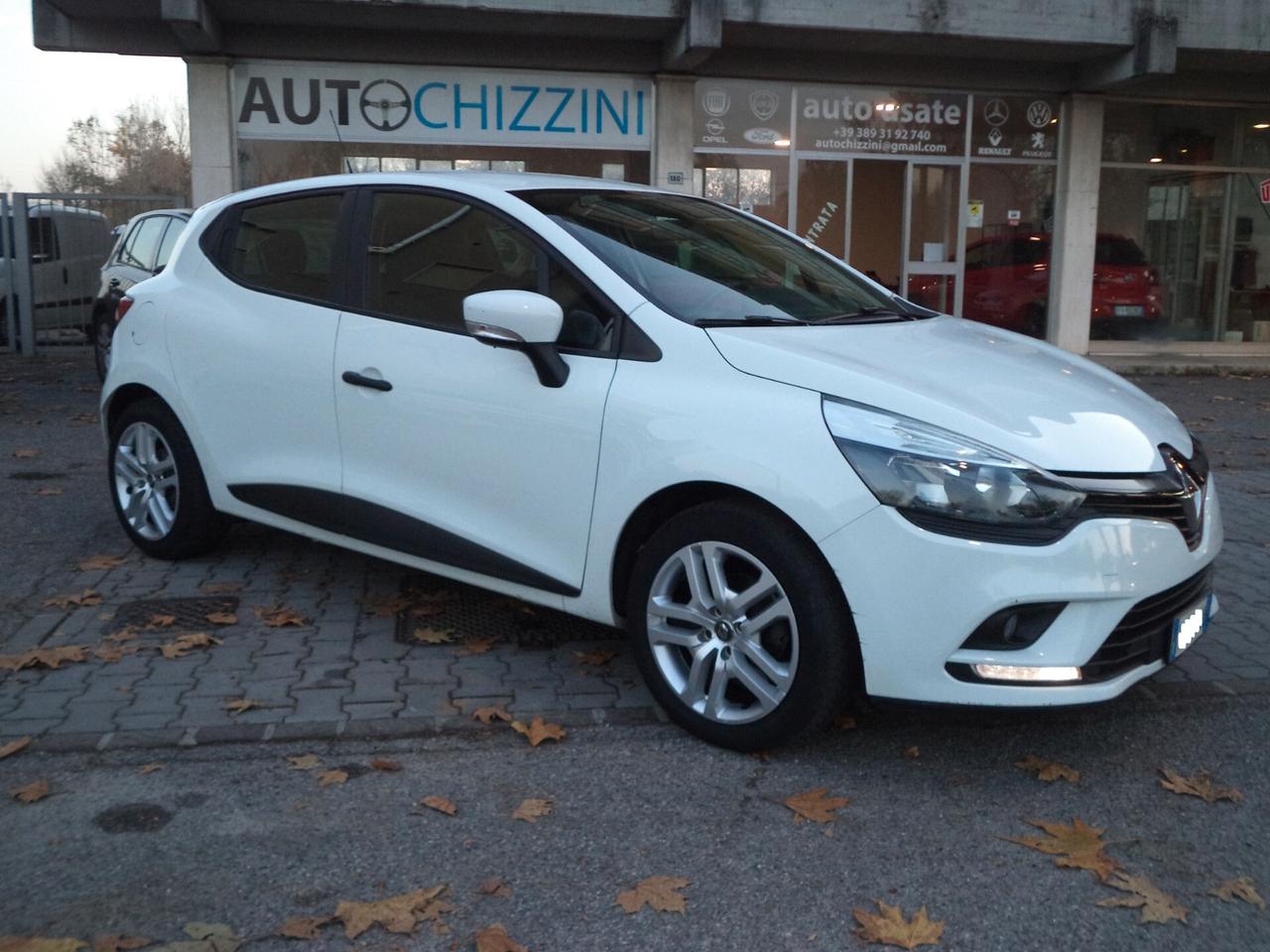 Renault Clio TCe 12V 75 CV 5 porte Generation OK NEOPATENTATI