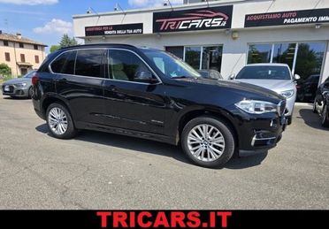 BMW X5 xDrive30d 249CV Luxury TETTO SERVICE BMW PERMUTE