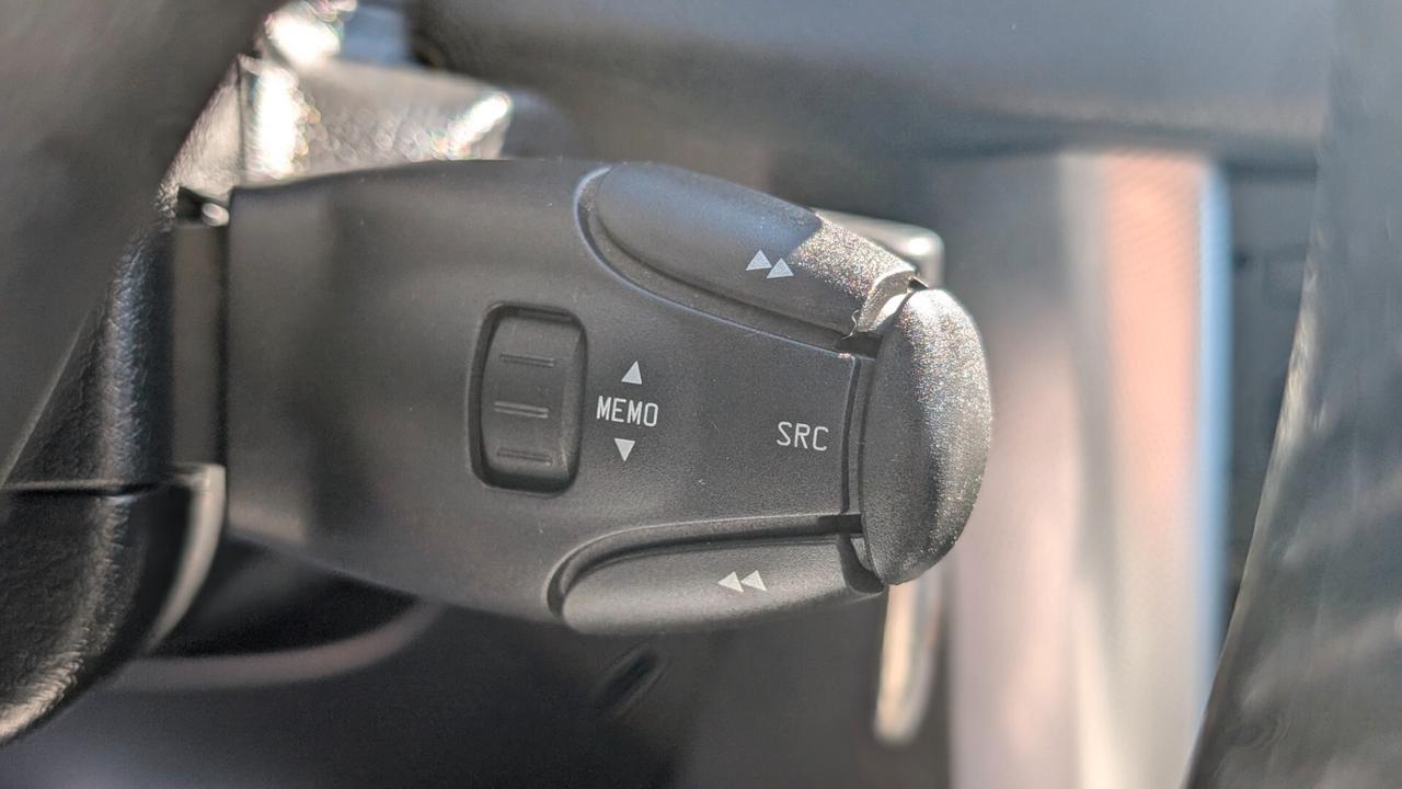 Peugeot 207 1.4 HDi 70CV 5p. XS