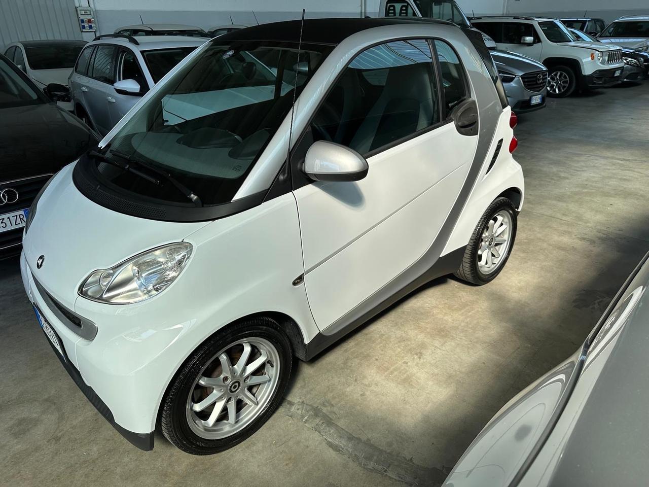 Smart ForTwo 1000 52 kW MHD coupé passion NEOPATENTATI