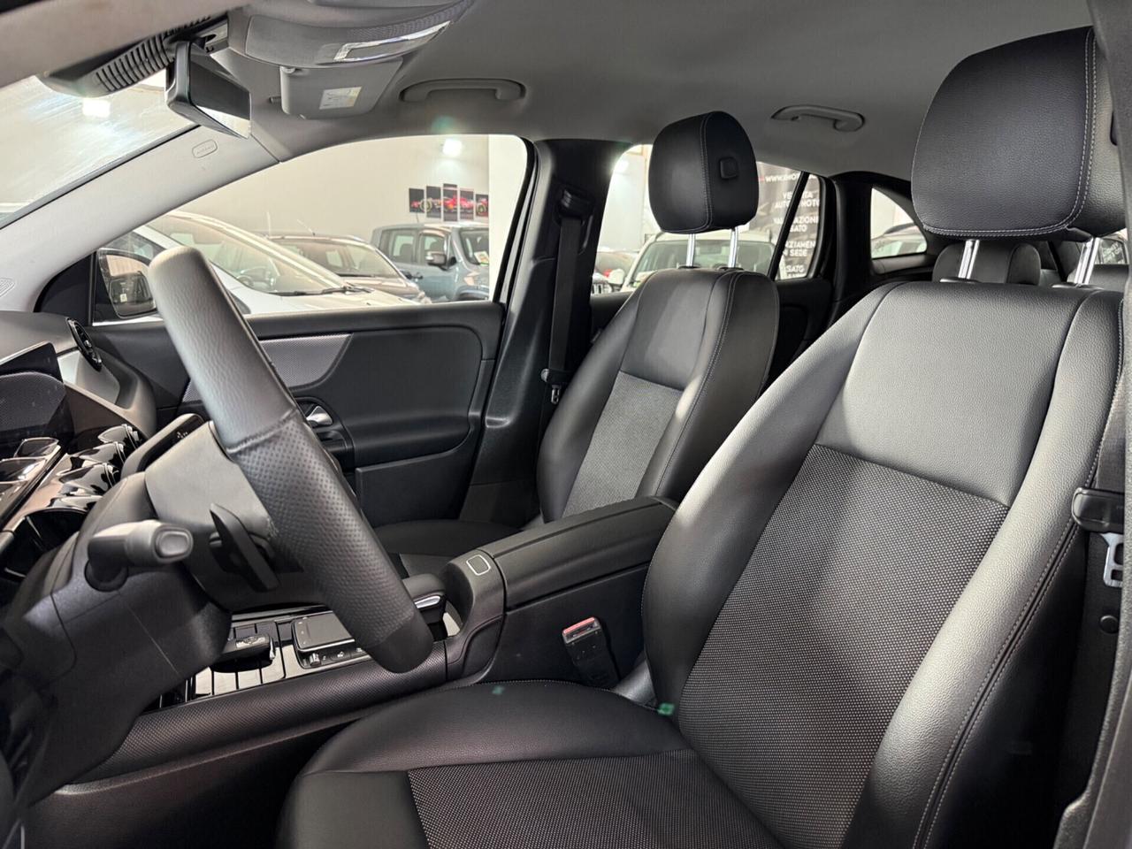 Mercedes-benz GLA 200 d Aziendale Automatic Business Extra