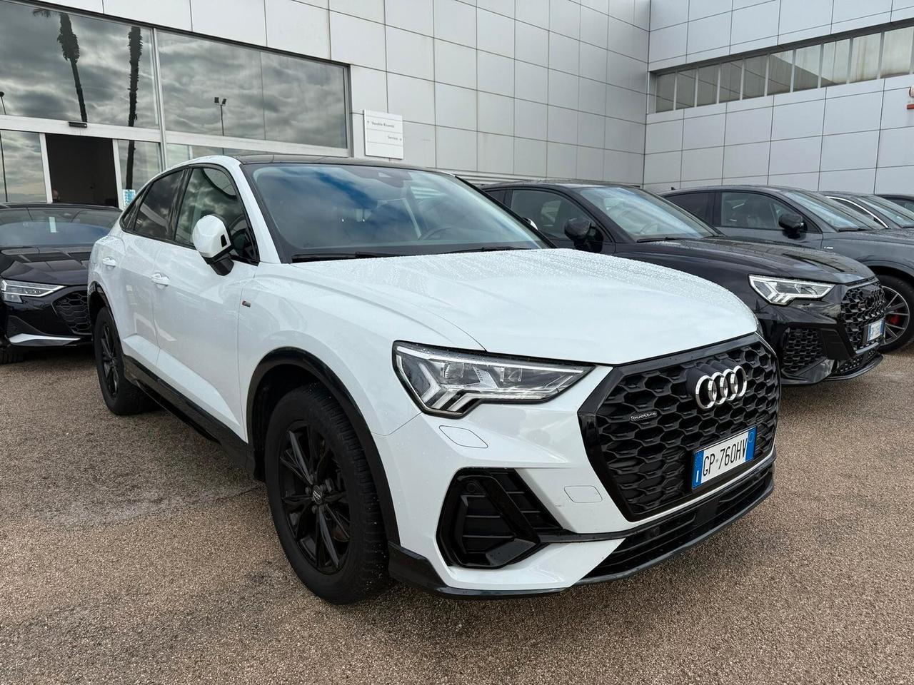 Audi Q3 40 TDI quattro S tronic line edition Identity Black Tetto