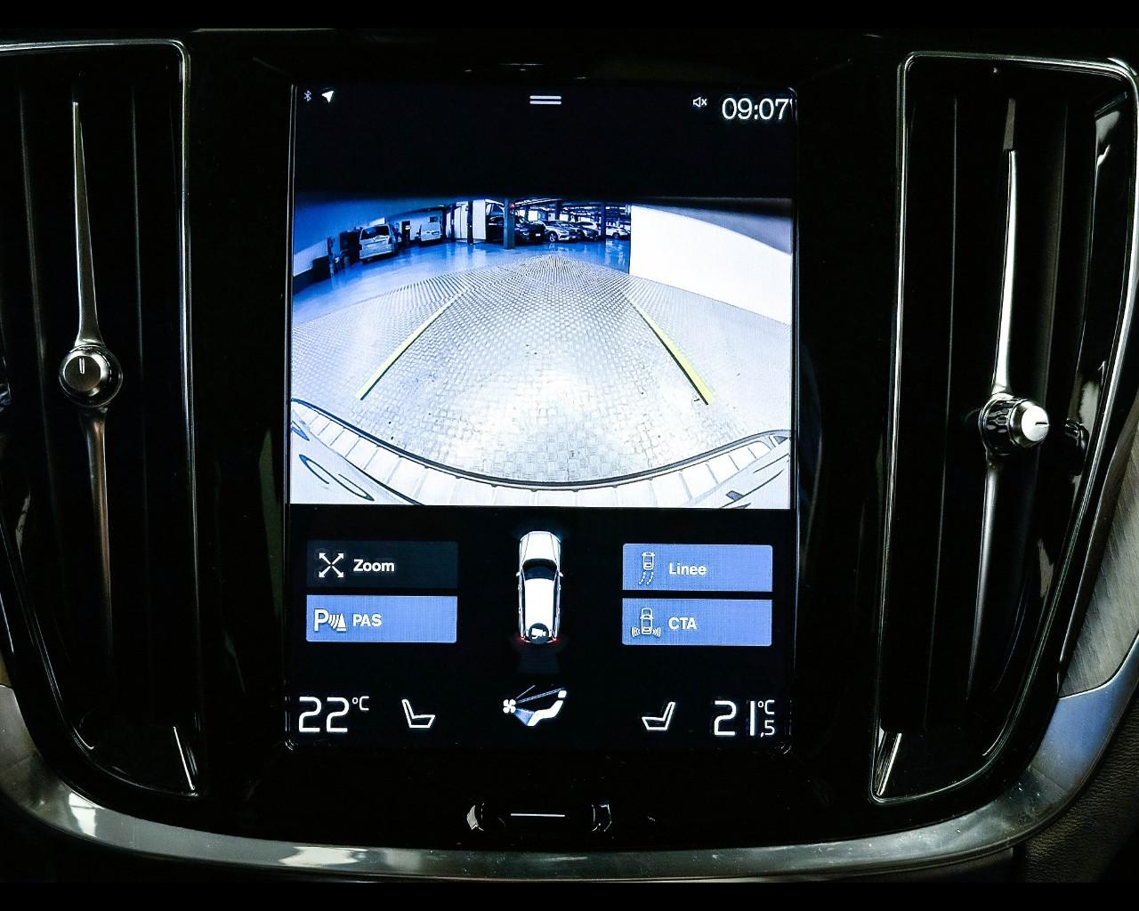 VOLVO V60 (2018-->) - V60 D4 Geartronic Inscription