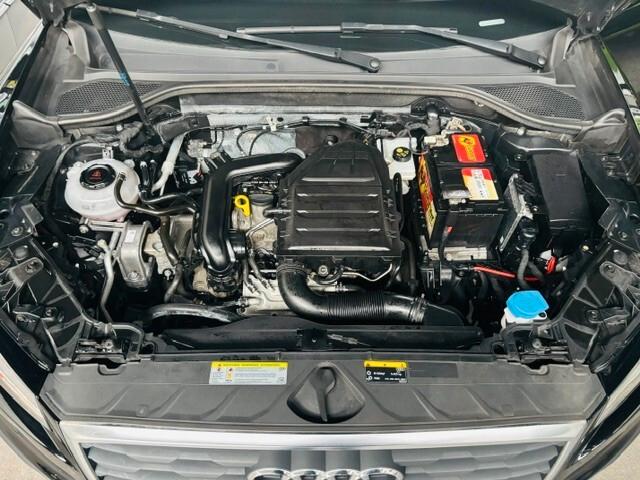 Audi Q2 30 TFSI Business, PERMUTABILE