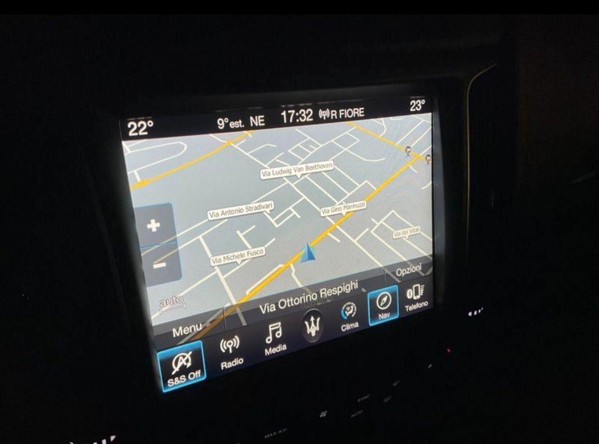 Maserati Levante V6 Diesel 275 CV AWD Granlusso
