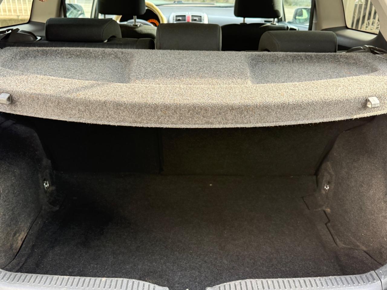 Toyota Auris 1.4 D-4D 3 porte Sol