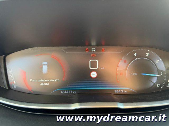 PEUGEOT 3008 BlueHDi 120cv Allure
