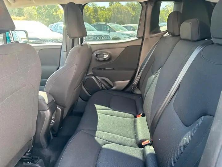 Jeep Renegade 1.3 T4 DDCT Business