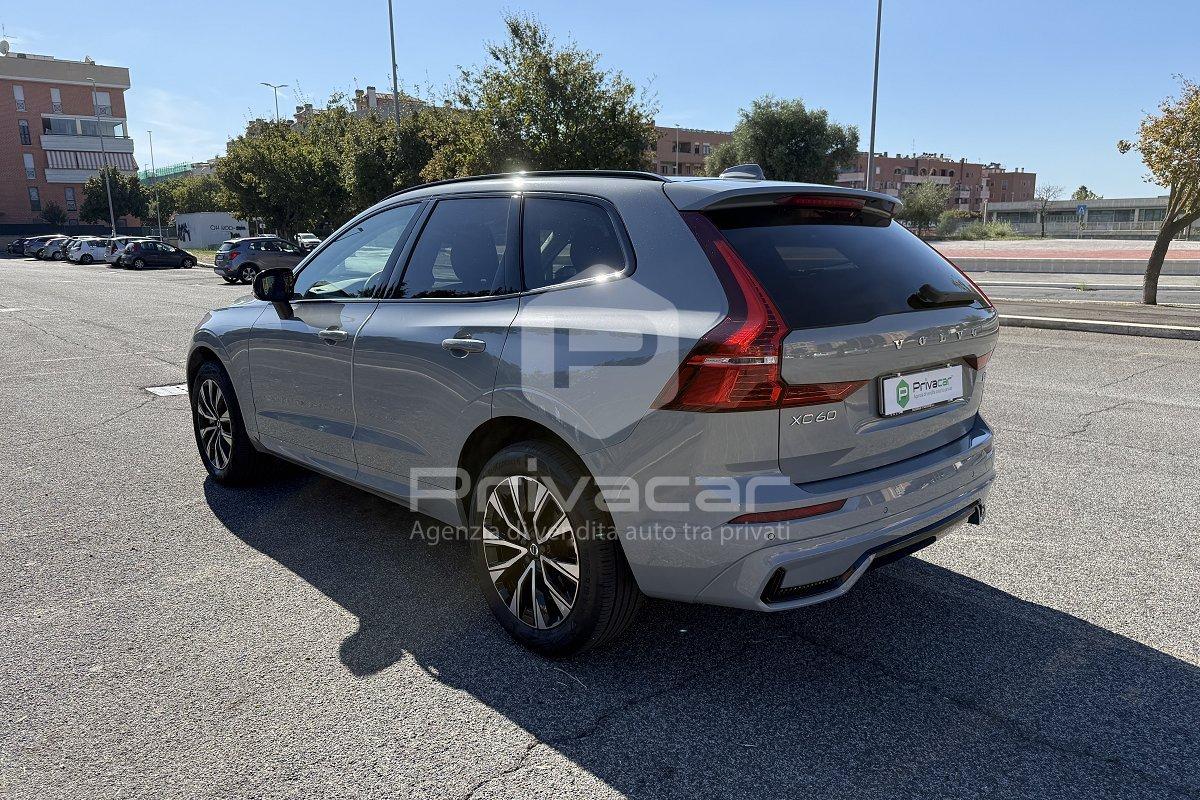 VOLVO XC60 B4 (d) automatico Plus Dark