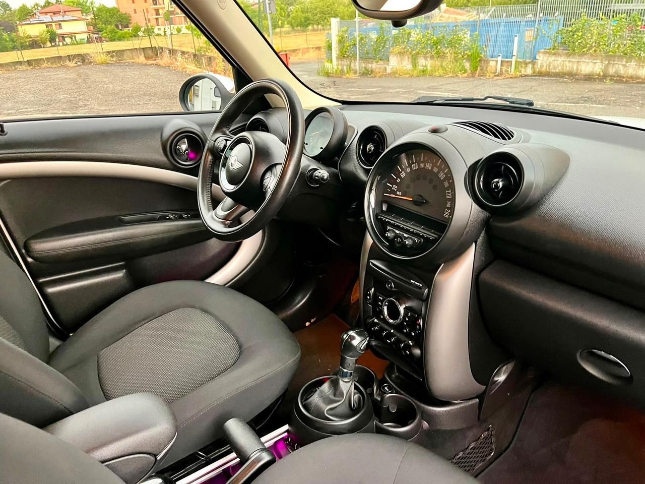 Mini Countryman 2.0D automatica 2015 94.000km euro6