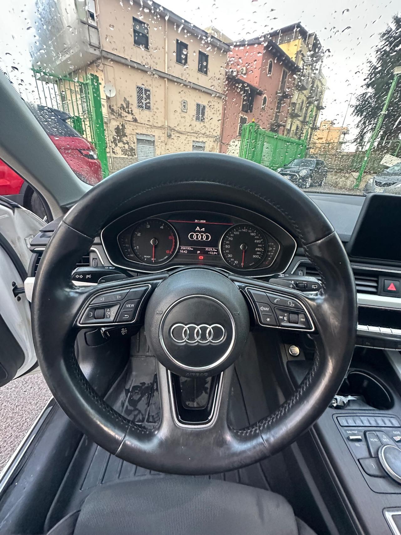 Audi A4 2.0 TDI 122 CV S tronic line edition