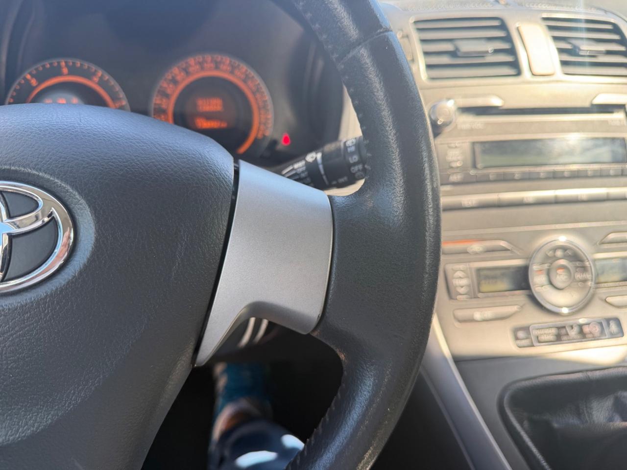 Toyota AURIS 2.0 D-4D Sol 126CV/138.000KM