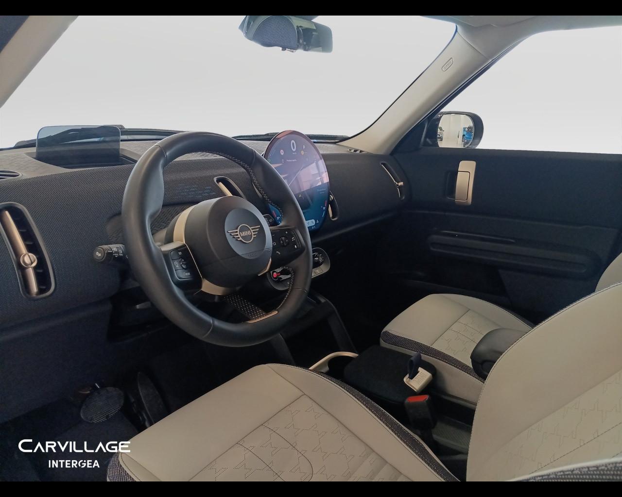 MINI Mini Countryman 2.0 48V D Classic auto