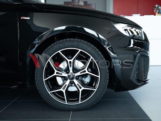 AUDI A1 Sportback 35 TFSI S line Identity Black