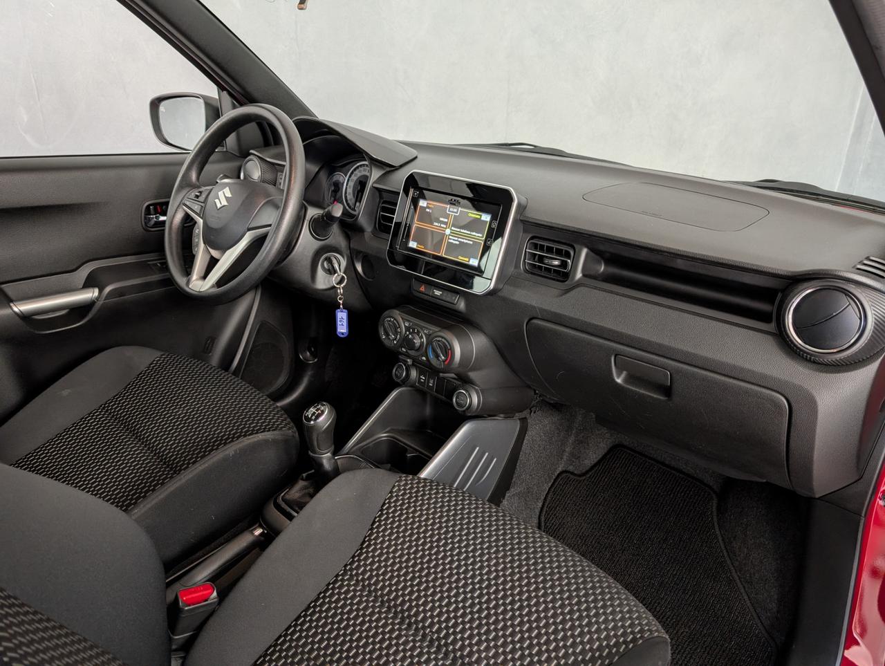 Suzuki 1.2 Hybrid Top