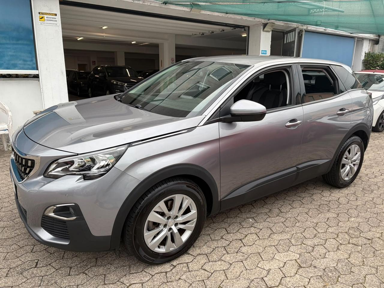 Peugeot 3008 PureTech Turbo 130 S&S Active*EURO6