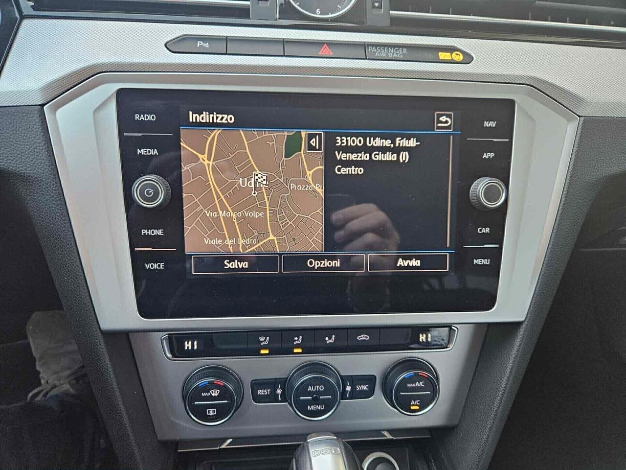 Volkswagen Passat 2.0 TDI DSG Business BlueMotion Technology