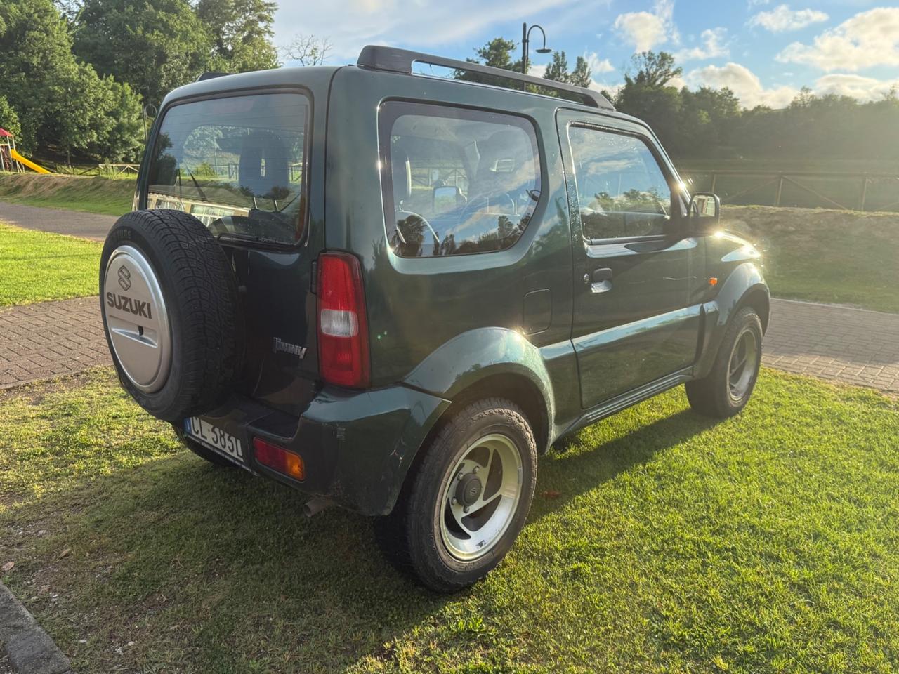Suzuki Jimny 1.3i 16V cat 4WD JLX Mode
