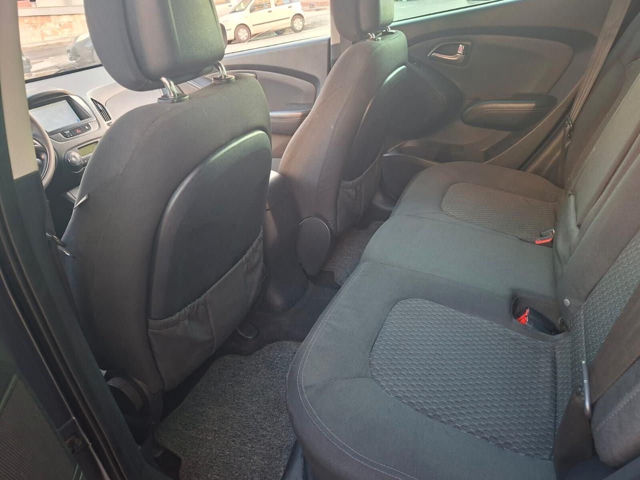 Hyundai iX35 1.7 CRDi Comfort * Navi * Garantita 12 Mesi