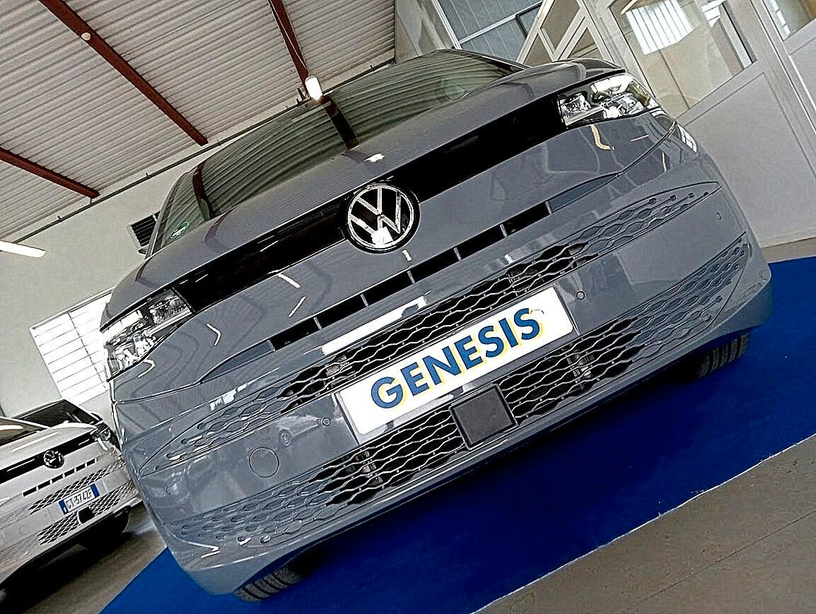 Volkswagen T7 Multivan 2.0 TDI DSG LED *VIS A VIS* CAMERA IVA INCLUSA