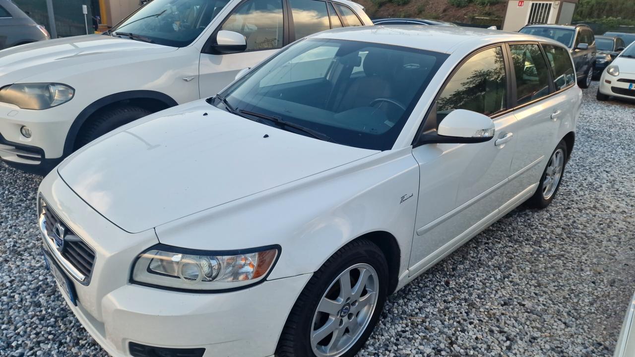 Volvo V50 2.0 D cat Momentum