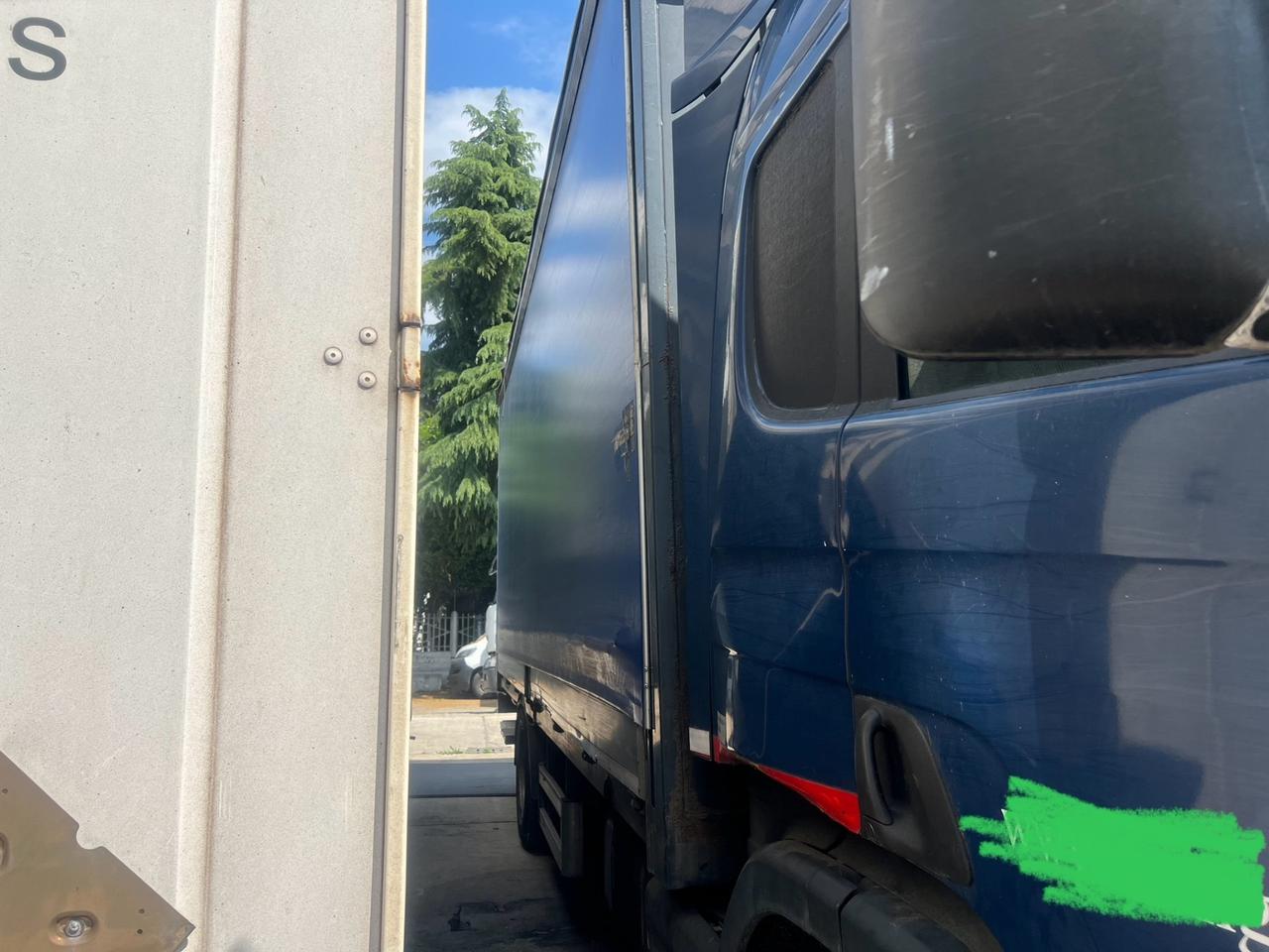 Motrice Scania P 230 Con Sponda Caricatrice Revisonato