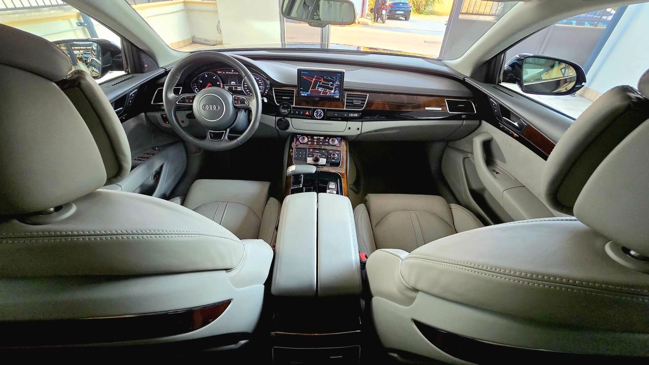 AUDI A8 3.0 tdi 262cv ULTRA QUATTRO TIPTRONIC 8m