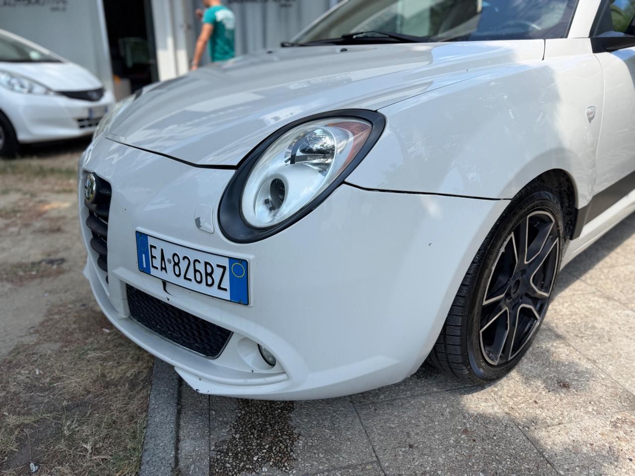 Alfa Romeo MiTo 1.6 JTDm 16V Distinctive Premium Pack