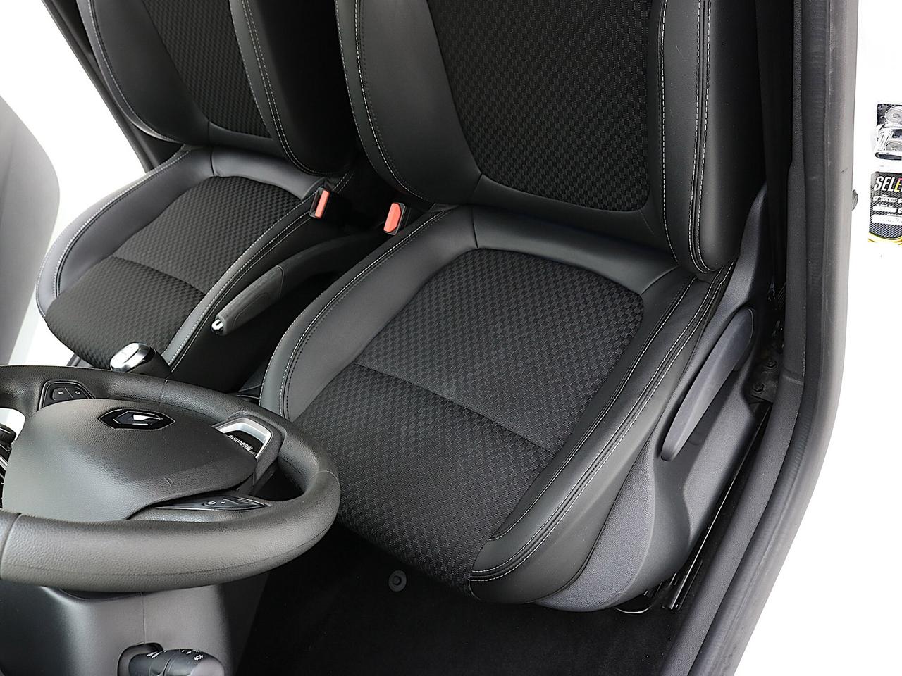 Renault Clio dCi 8V 75 CV 5 porte Moschino Zen