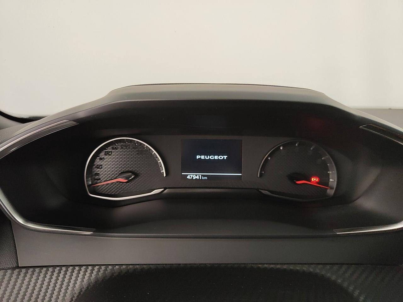 Peugeot 2008 BlueHDi 130 S&S EAT8 Allure