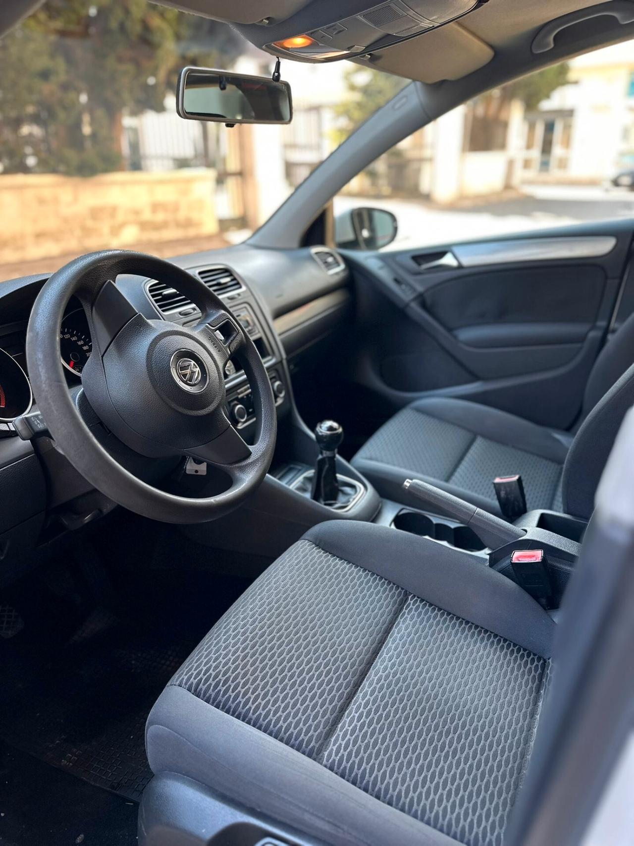 Volkswagen Golf 1.6 TDI 105CV