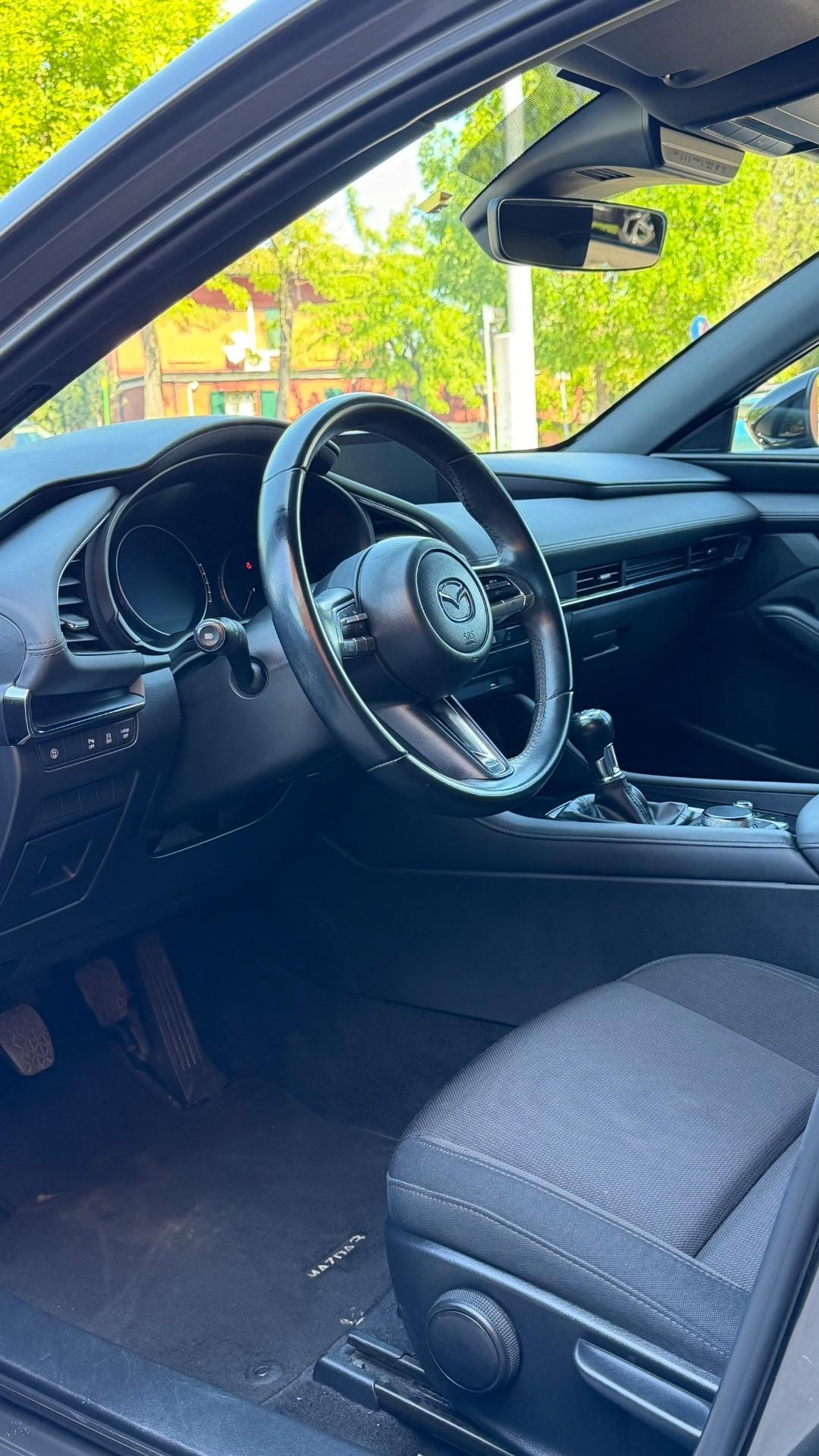 Mazda 3 1.8L Skyactiv-D Exclusive